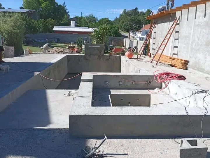 Piscina – SC Construcción