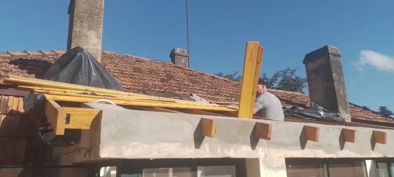 Trabajo en techo – SC Construcción