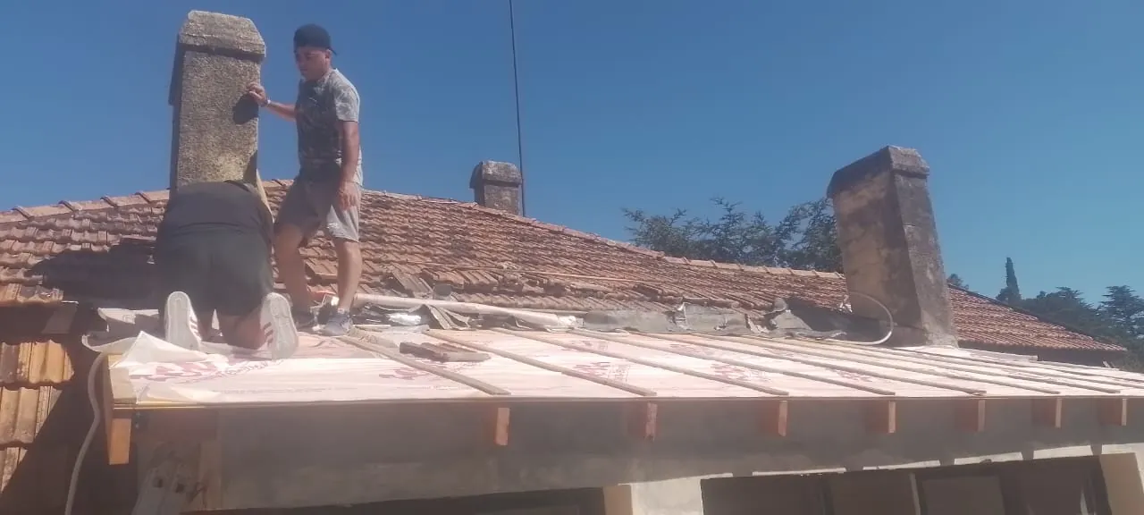 Trabajo en techo – SC Construcción